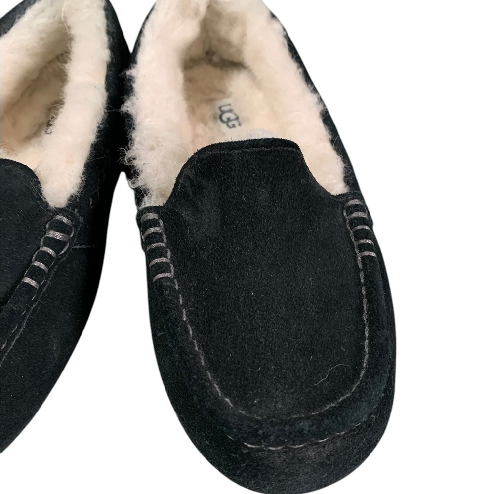 UGG Ansley Black Loafers Slip-Ons with Cozy Sheepskin Lining - Picture 3 of 12